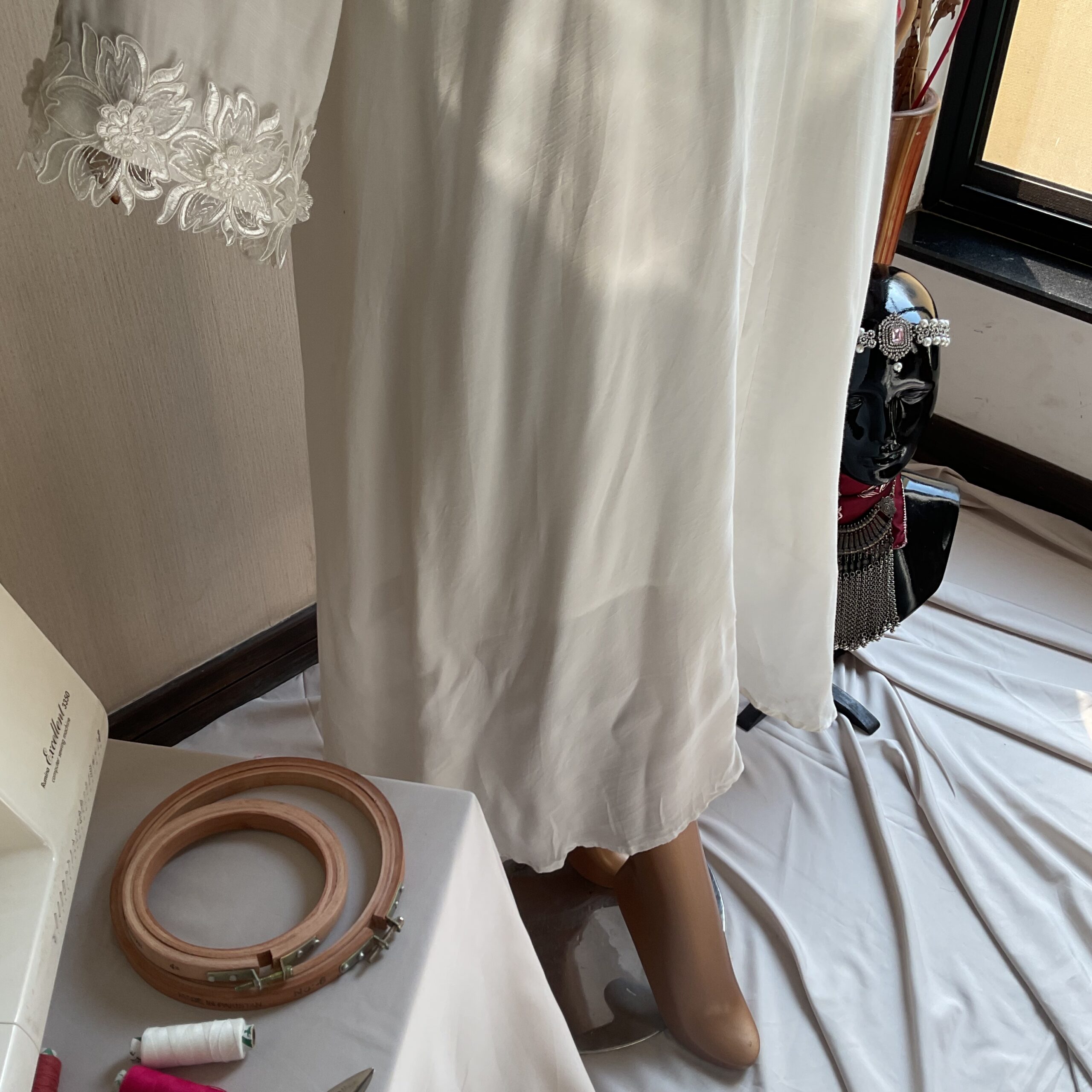 White Abaya